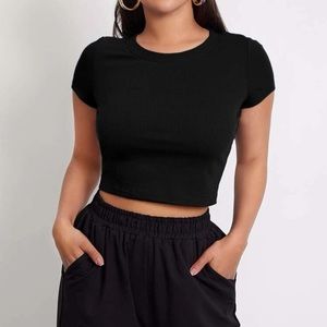 cropped tee